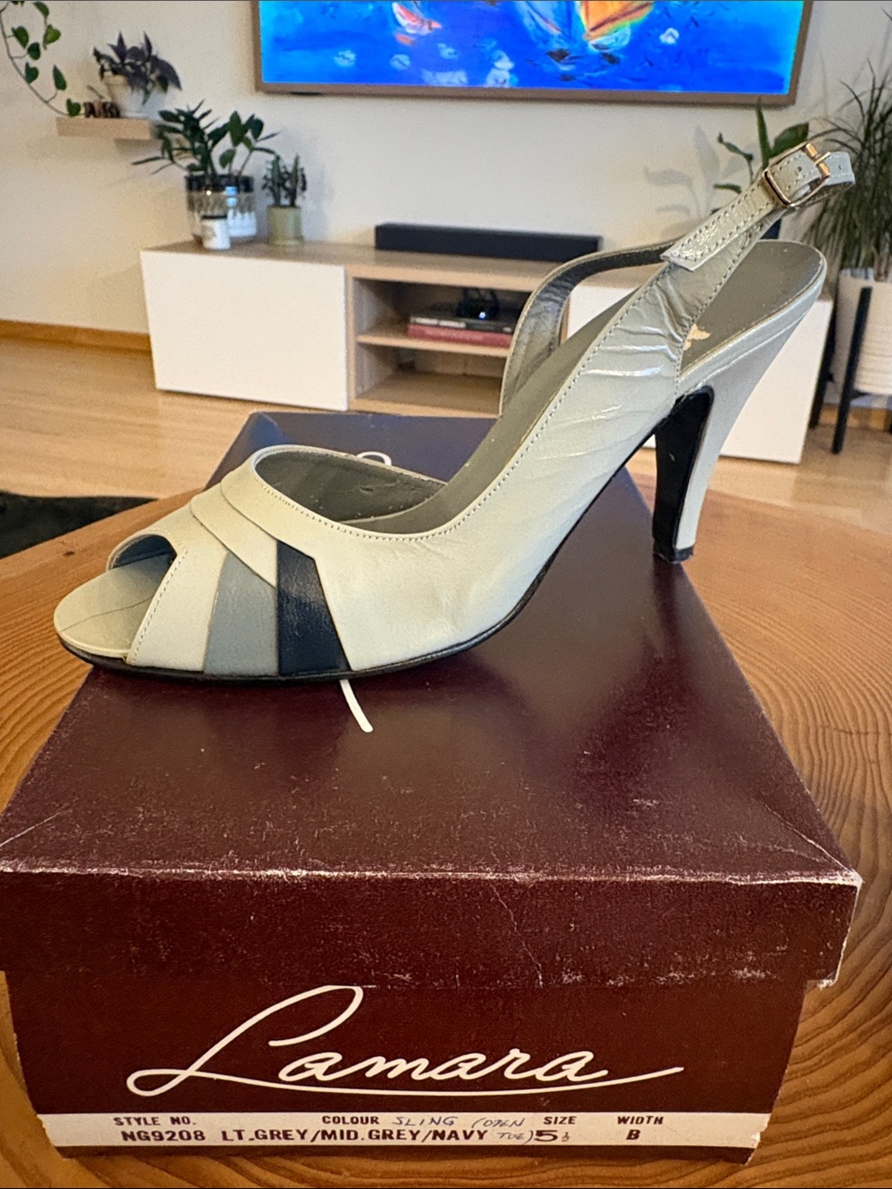 Lamara Vintage Peep-Toe Slingback Heels in Light Grey with black Accents